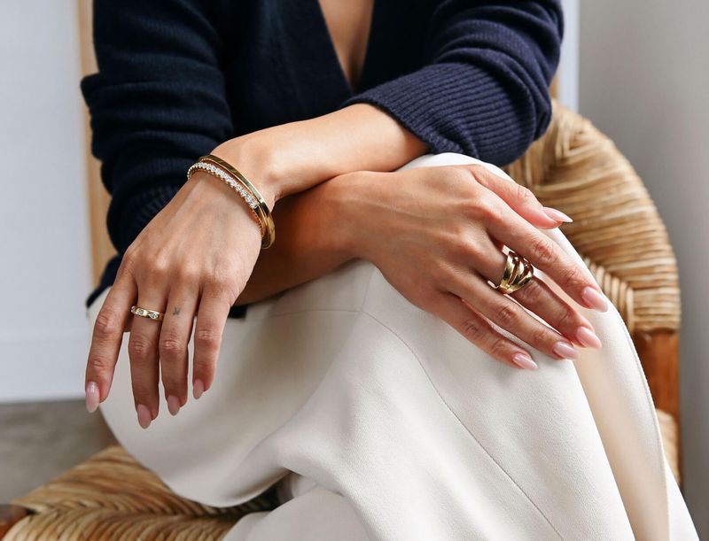 15 Timeless Accessories Every Sophisticated Woman Owns