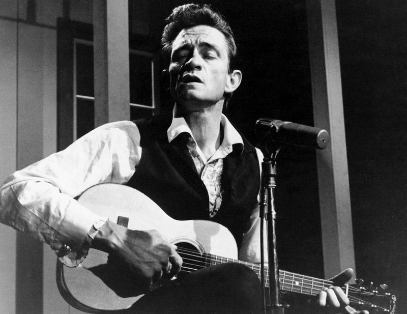 “Ring of Fire” – Johnny Cash (1963)