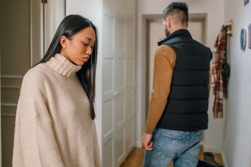 11 Effective Strategies for Politely Ending a Romantic Interest