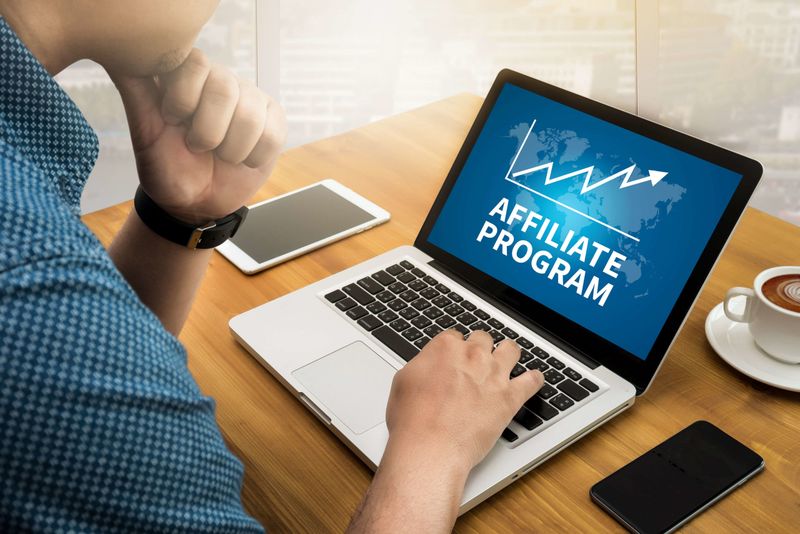 Affiliate Marketing via Social Media or Blog
