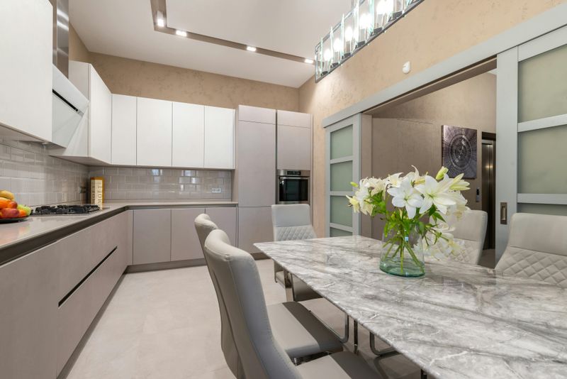 Harsh or Fluorescent Lighting