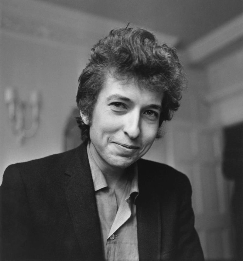 “Knockin’ on Heaven’s Door” – Bob Dylan (1973)