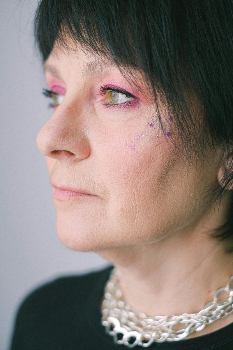 Myth: Dark Eyeliner Defines Aging Eyes