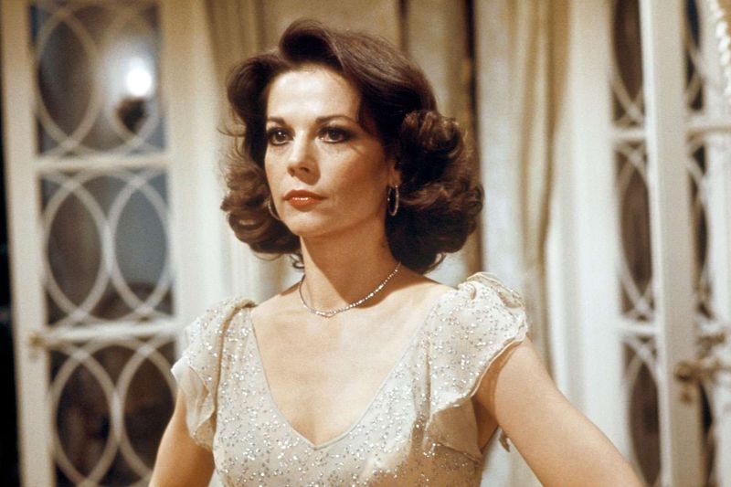 14 Classic Beauties from Hollywood's 1930s Generation