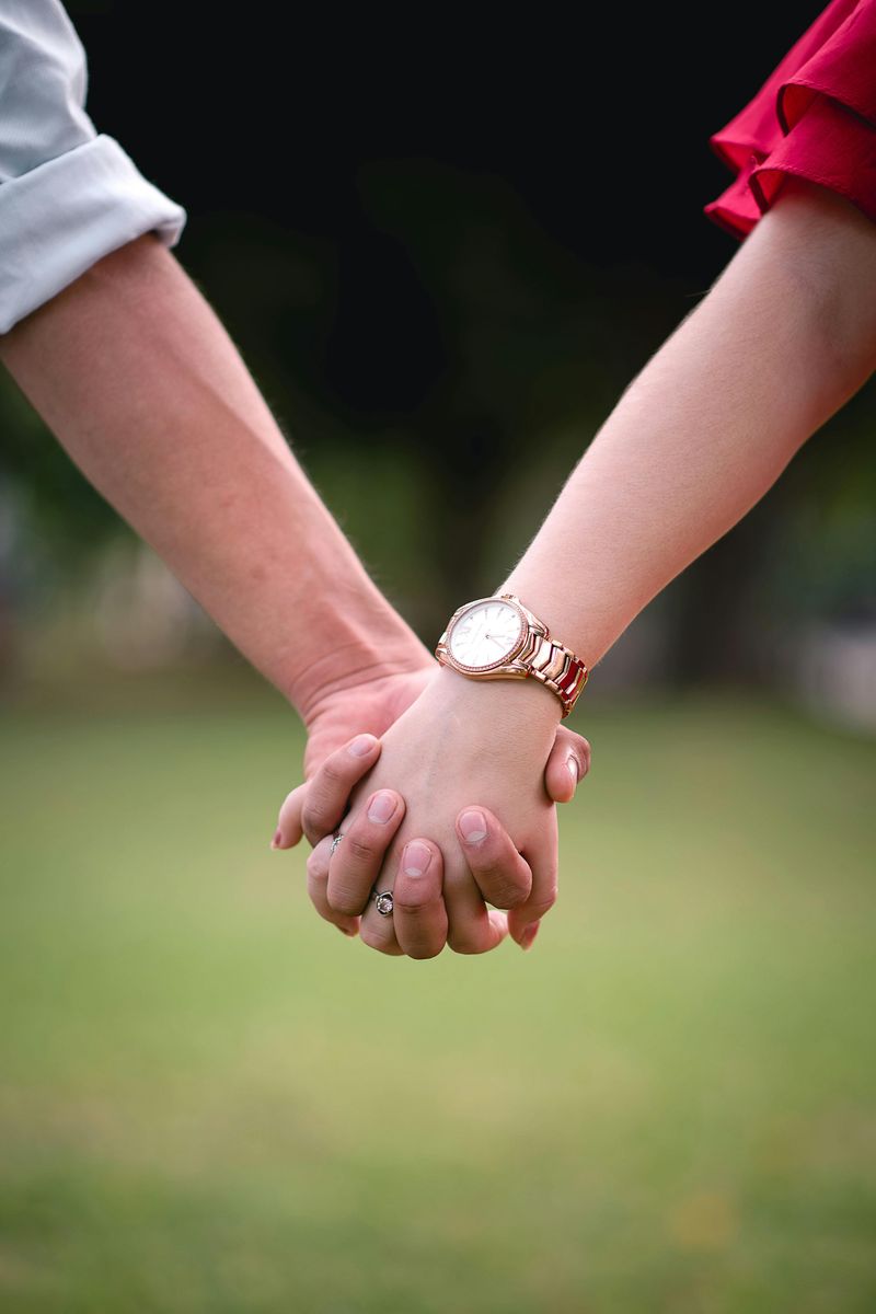 Prioritize friendship and physical closeness