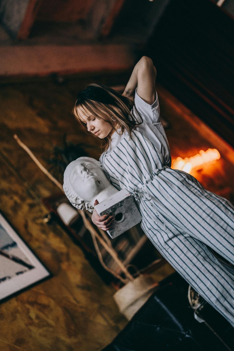 Horizontal Stripes Make You Look Bigger