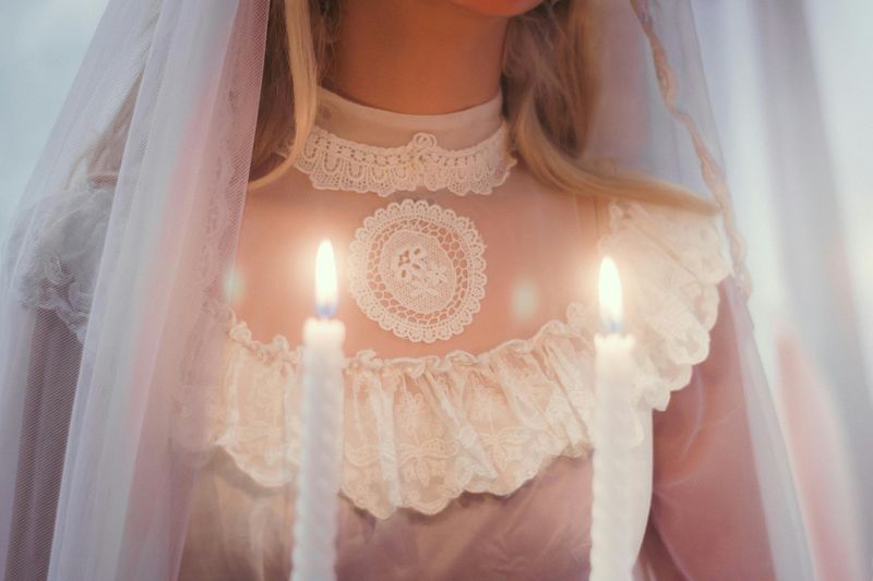 Surreal Florals & Vintage-Inspired Style