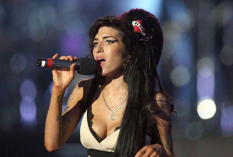 Amy Winehouse Booed Off Stage in Belgrade (2011)