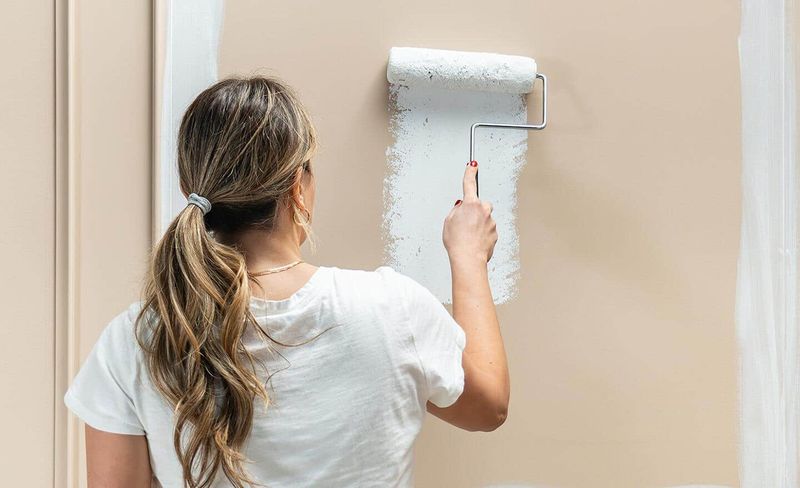 Painting Walls and Cabinets: The Ultimate Confidence Builder