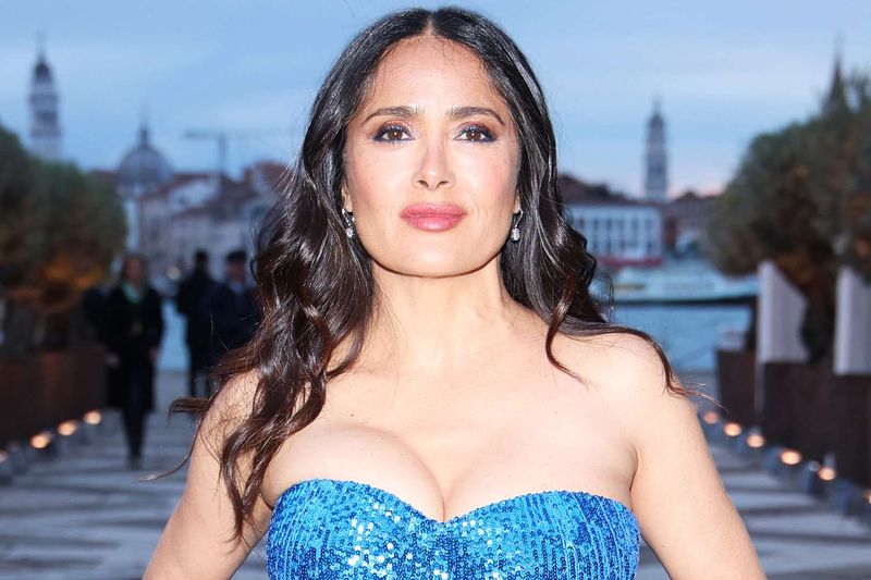 Salma Hayek (Mexico)