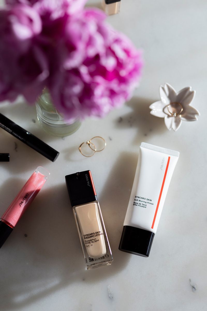 Shiseido Synchro Skin Radiant Lifting Foundation