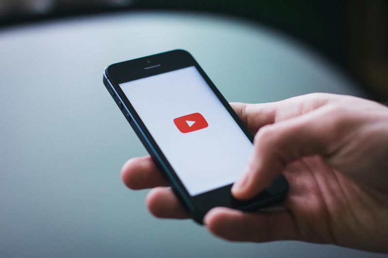 Start a Faceless YouTube Channel