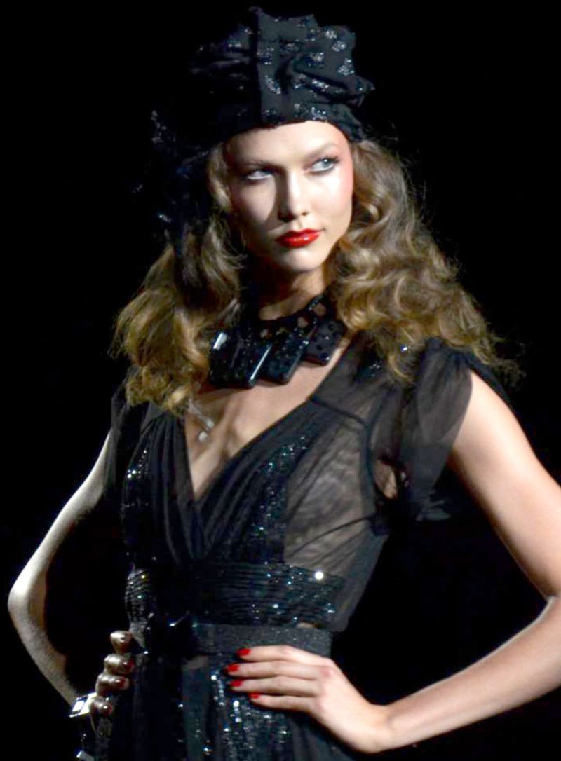 Karlie Kloss: 6 ft 1 in (1.88 m)