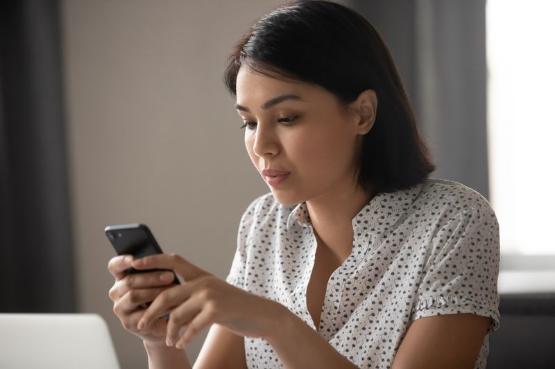 Texts Turn Into One-Word Responses