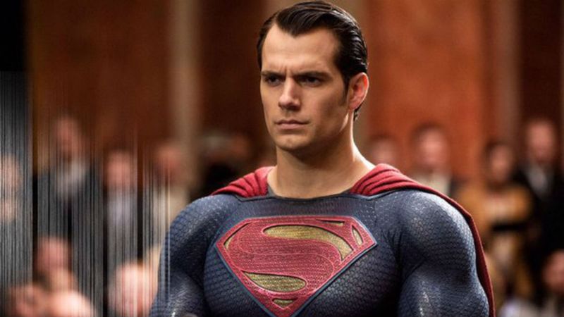 Henry Cavill – Superman