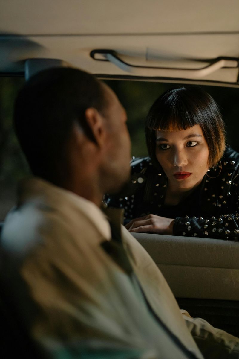 13 Tiny Things Men & Women Misinterpret About Each Other Daily