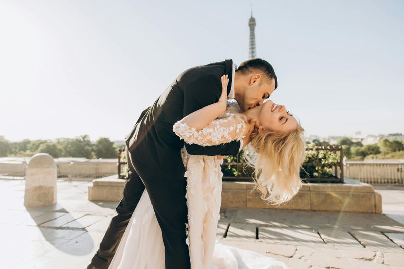 7 Subtle Wedding Signs Your Marriage Might Be In Trouble
