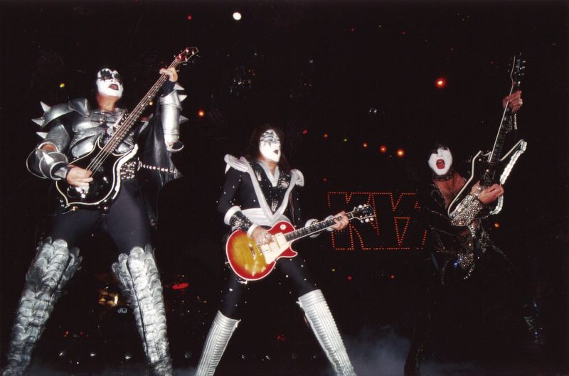 KISS