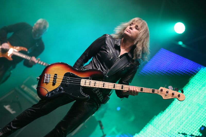 Suzi Quatro: Leather-Clad Bass Pioneer