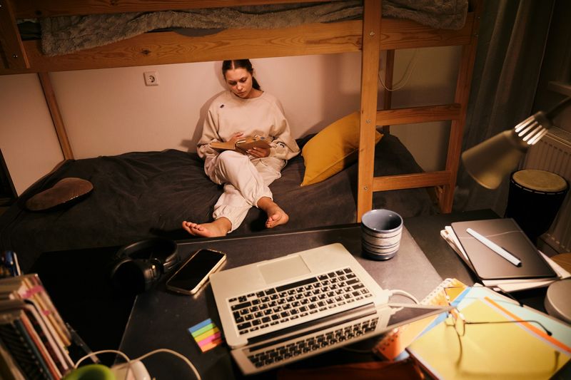 Decluttering Your Space