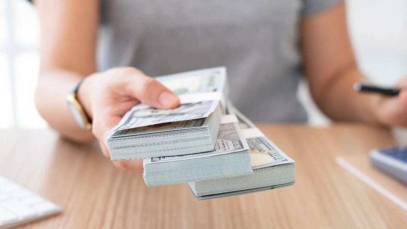 Using Payday Loans or Cash Advances