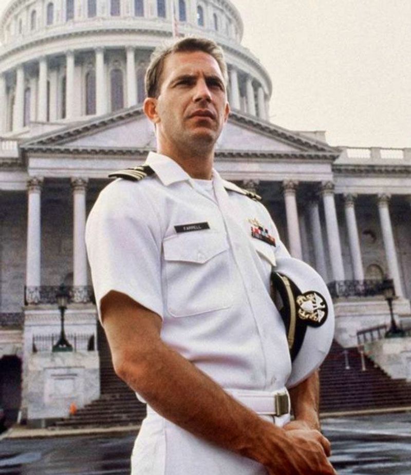 Tom Farrell in No Way Out (1987)