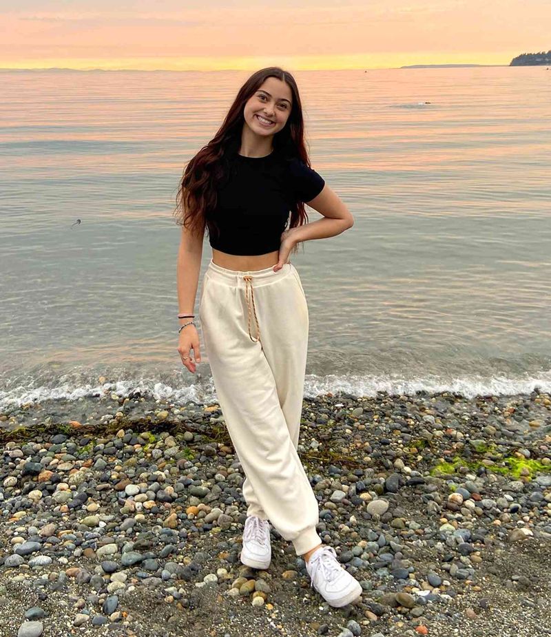 Kailia Posey – 16/17 – Suicide