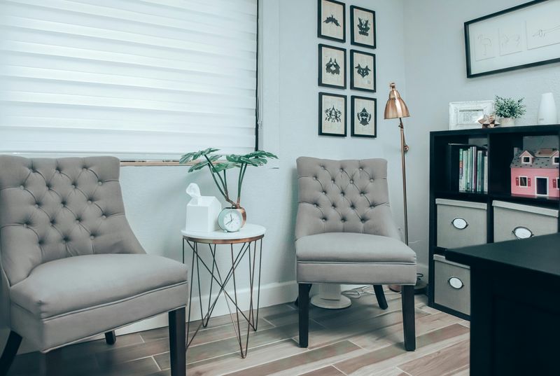Conversation-Friendly Furniture Arrangement