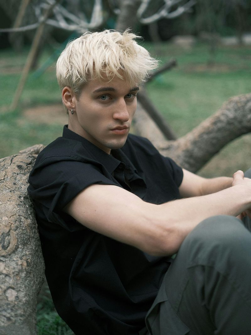 12 Style Mistakes That Can Read as Feminine on Men