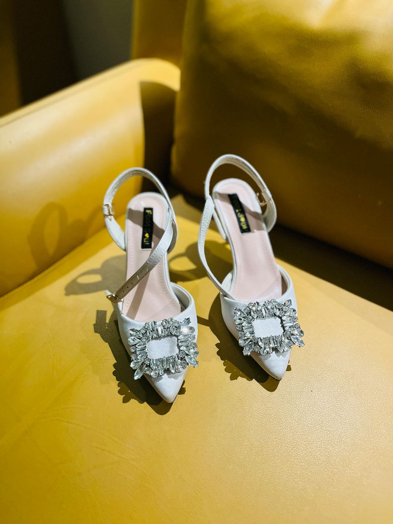 Keeping Shoes and Accessories Impeccably Maintained