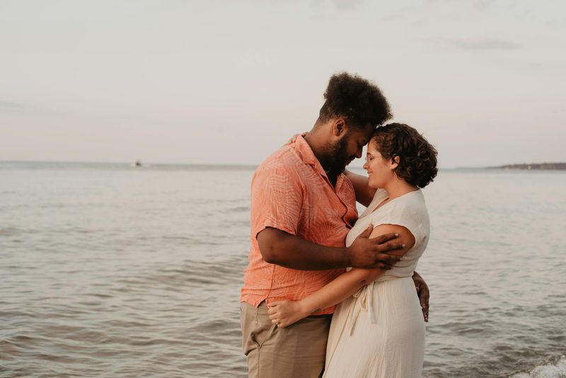 10 Signs He's Not Planning to Marry You
