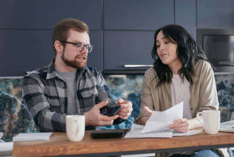 Keeping Score of Partner's Mistakes