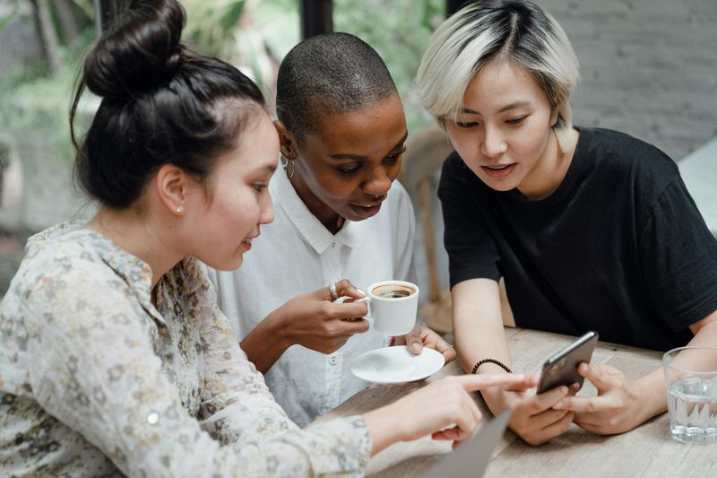If You Do These 25 Things, You Might Unknowingly Be Pushing People Away From You