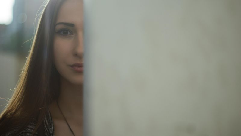 10 Ways Narcissists Turn Compliments Into Weapons