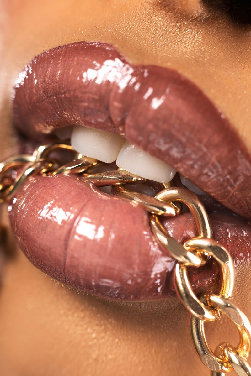 Lips: From Glossy to Matte and Back Again