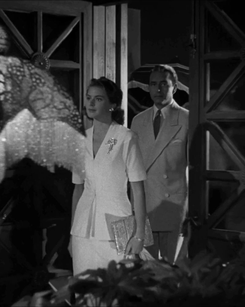 Ingrid Bergman’s Chic Blazer Ensemble