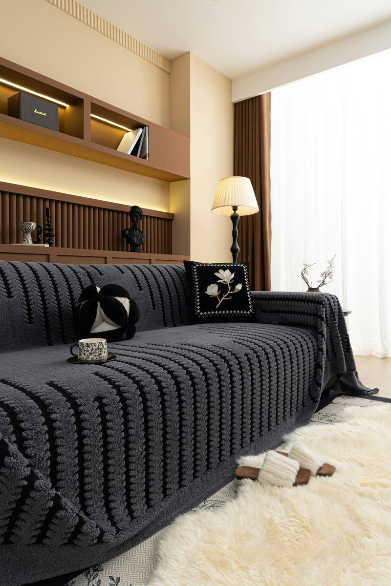 Home Décor & Furniture