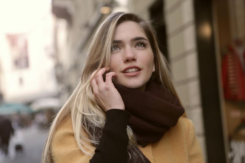 13 Small Habits That Make You More Appealing Without Changing Your Looks