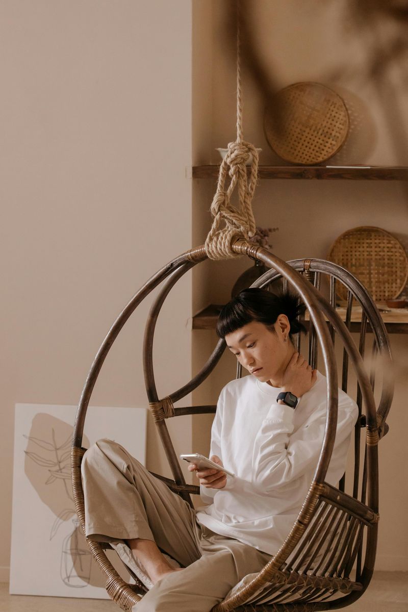 DMing Old Flings and Partners