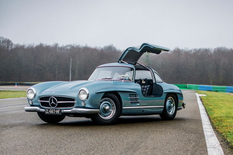 Mercedes-Benz 300 SL Gullwing (1954)