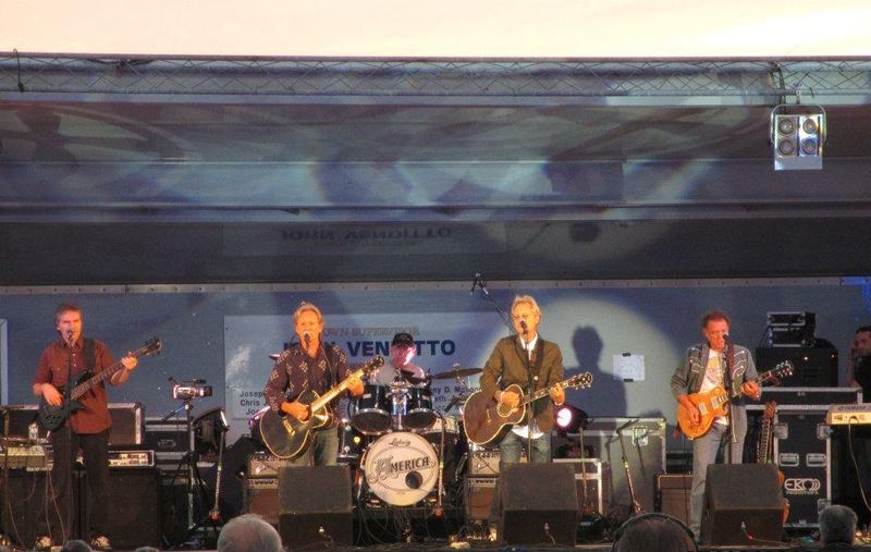 “Ventura Highway” — America (1972)