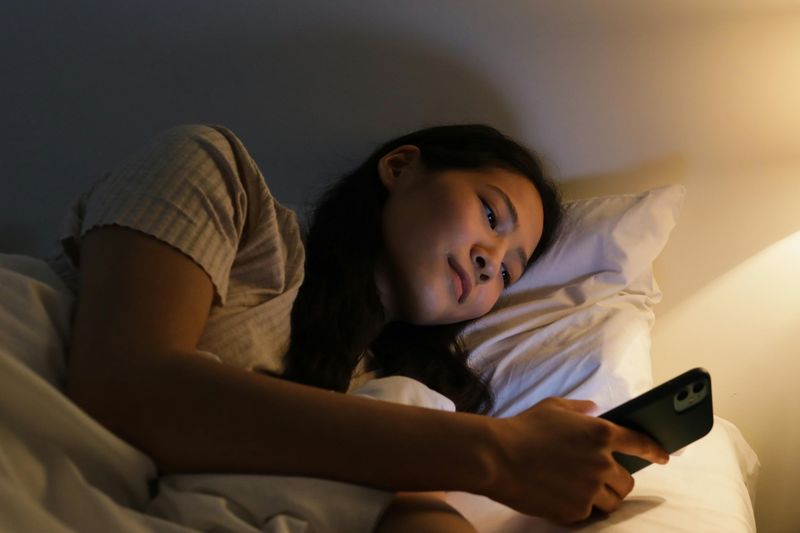 Screen Time Replaces Face Time