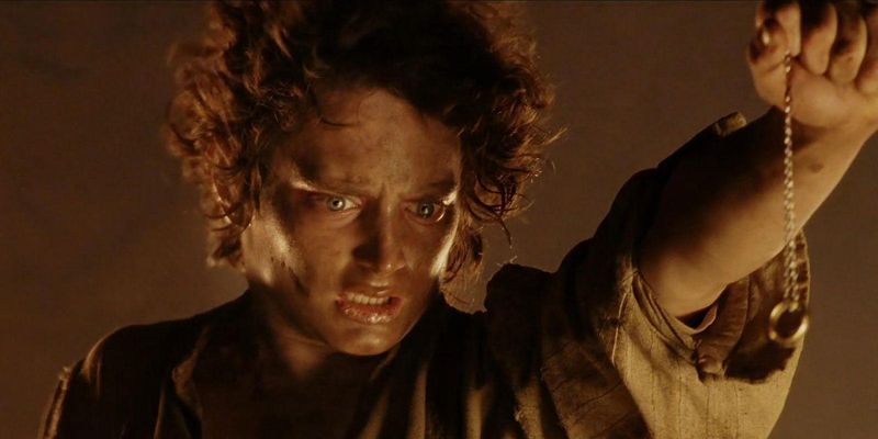 Elijah Wood — Frodo Baggins (The Lord of the Rings)