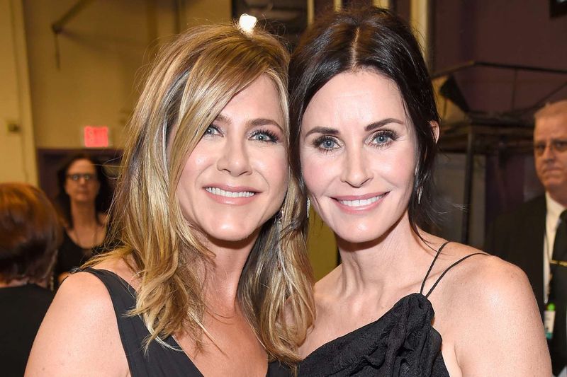 Jennifer Aniston and Courteney Cox
