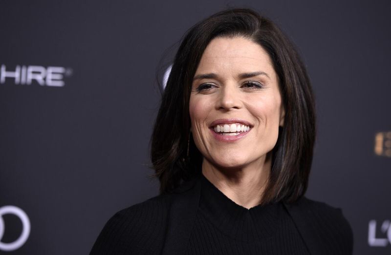 Neve Campbell