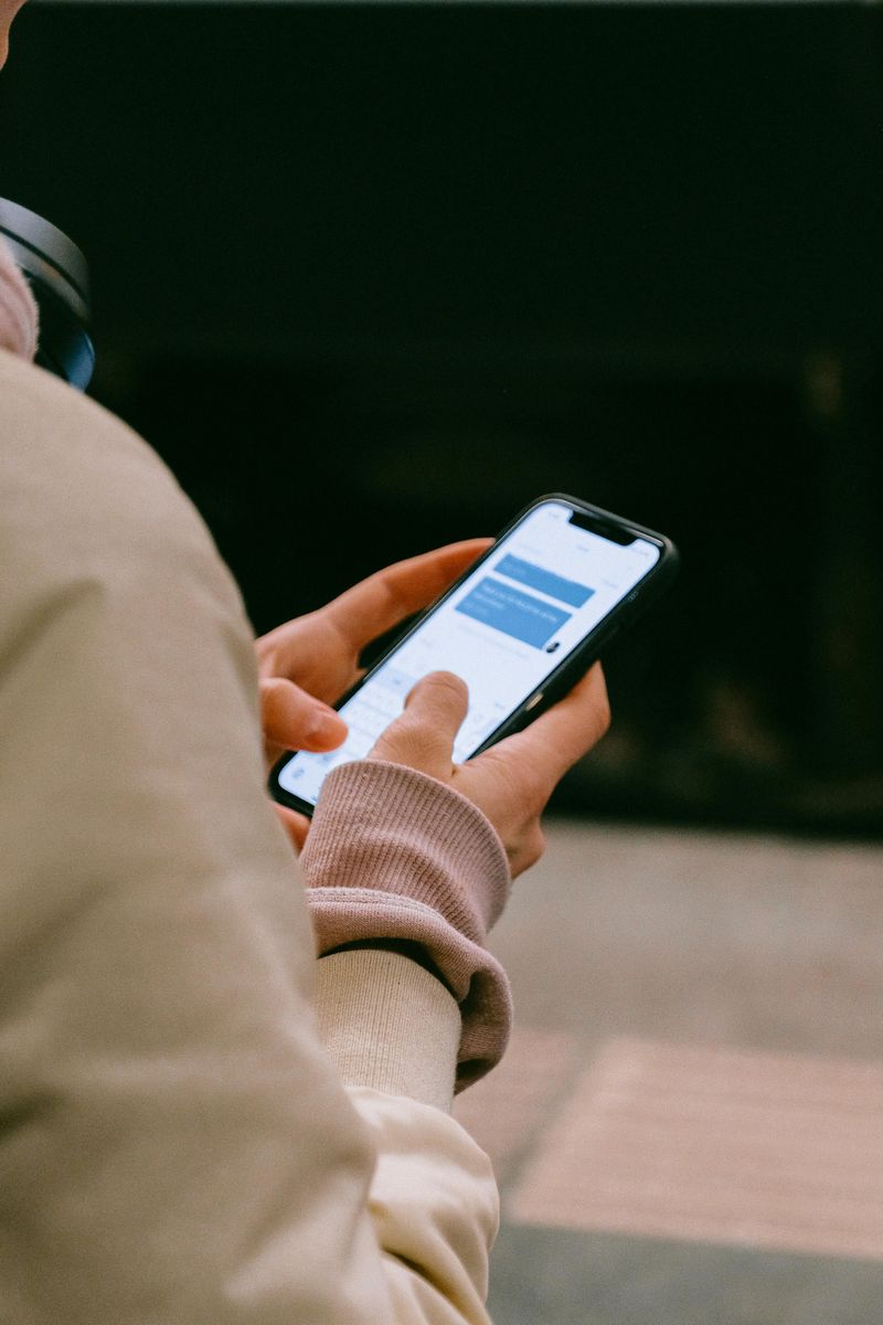 Social Media Oversharing