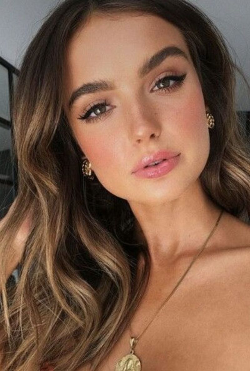 Subtle Cat Eye