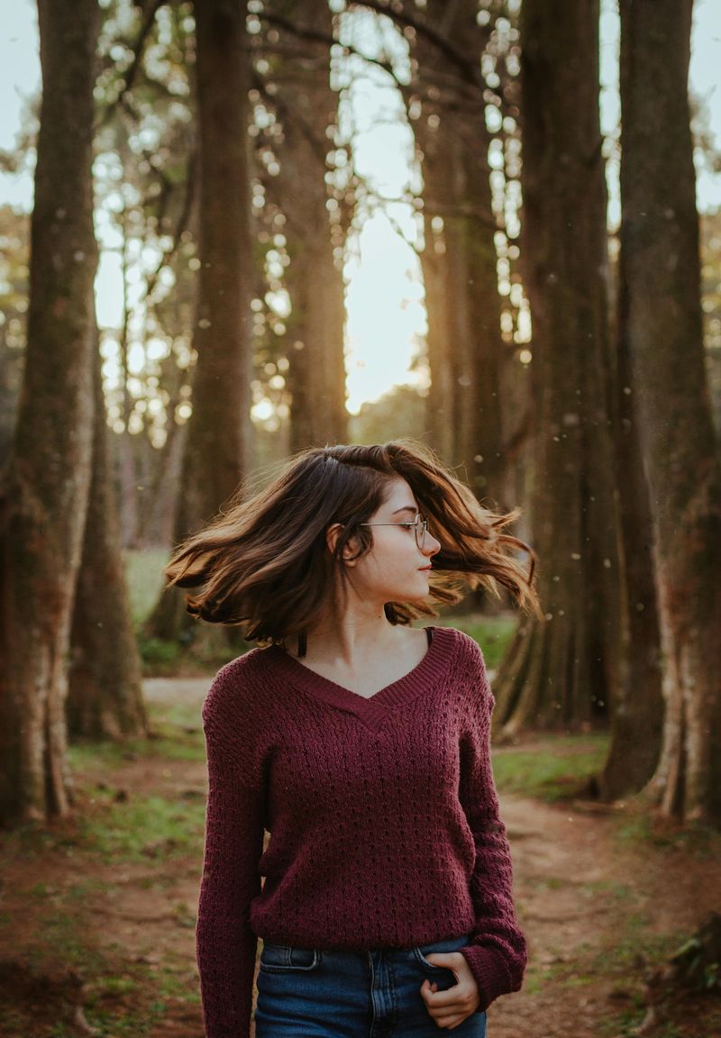 15 Hairstyles That Work Even If You Haven’t Washed Your Hair in Days