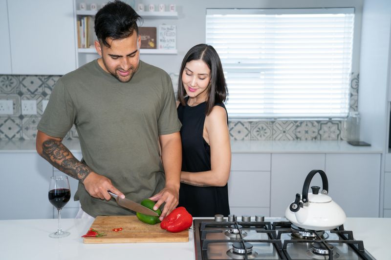 Forget the Roses: 10 ‘Unromantic’ Signs You’ve Found the One
