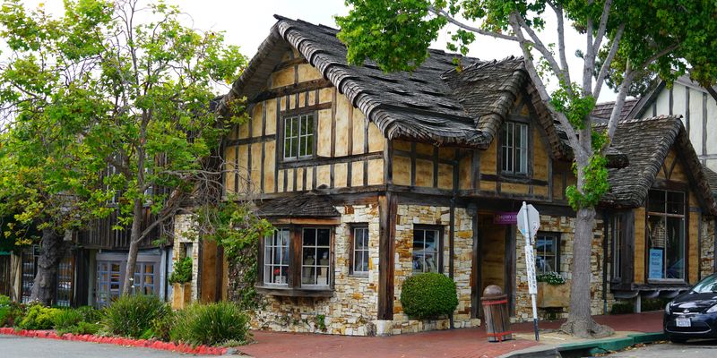 Fairytale Cottages in Carmel-by-the-Sea, California